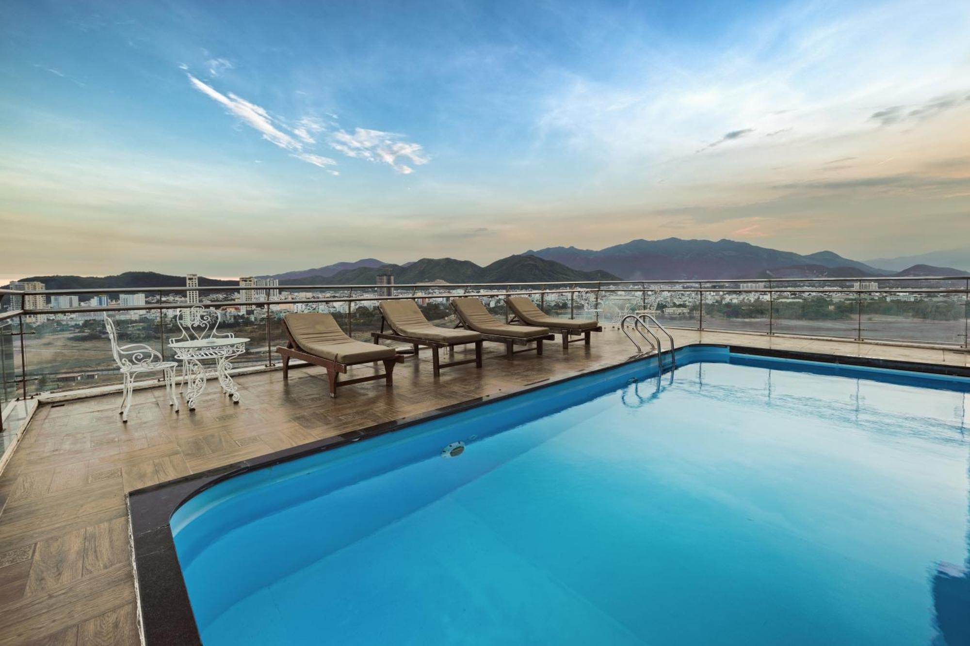 An Vista Hotel Nha Trang Eksteriør billede